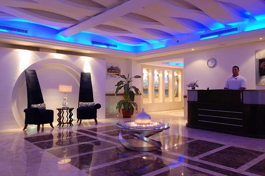 Premier Le Reve Hotel & Spa (Adults Only) Hurghada Exterior foto The lobby of the hotel
