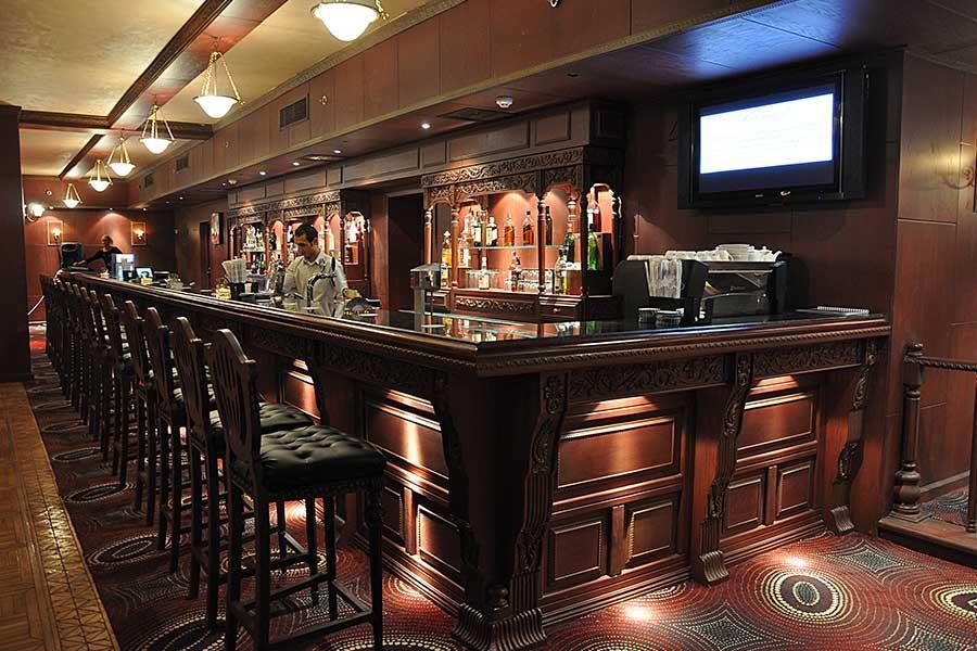 Premier Le Reve Hotel & Spa (Adults Only) Hurghada Exterior foto The bar at the 21 Club