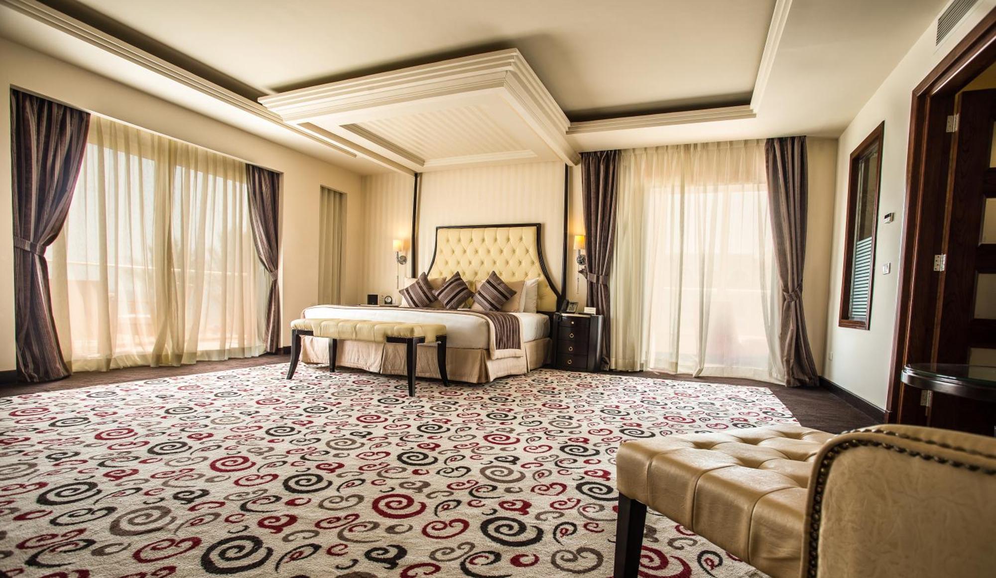 Premier Le Reve Hotel & Spa (Adults Only) Hurghada Exterior foto A carpet in a hotel room
